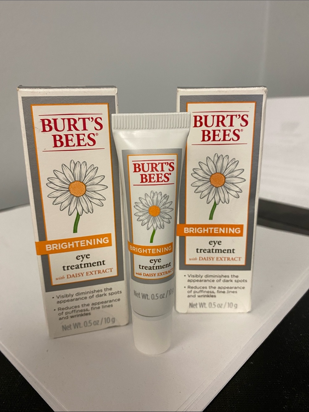 2 Burt's Bees Brightening Eye Treatment With Daisy Extract 0.5 oz